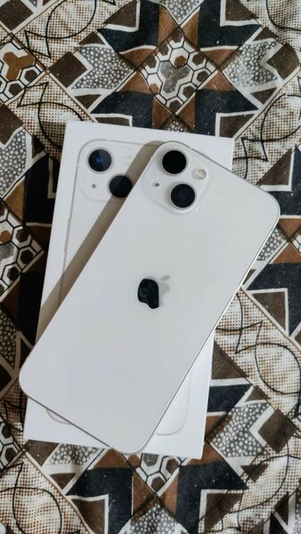 iPhone 13 - Dernier modèle