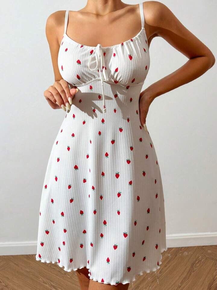 Robe de nuit à motifs cœur