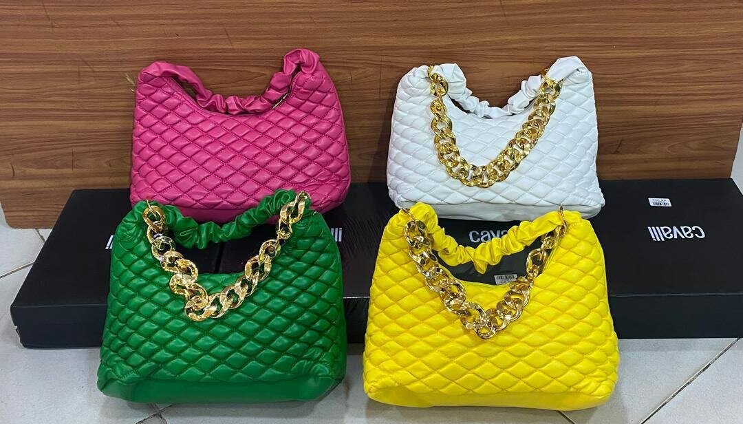 Hand bag's