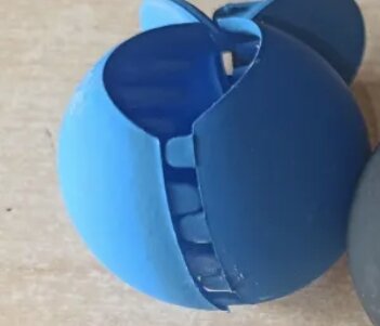 LADIES AND GIRLS FISH STYLE CATCHER PACK OF (03) THREE IN DIFFIRENT COLOUR