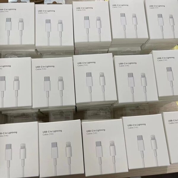 iPhone lightning cables