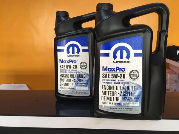 Mopar Maxpro 5W20 Engine Oil 5L imported from USA