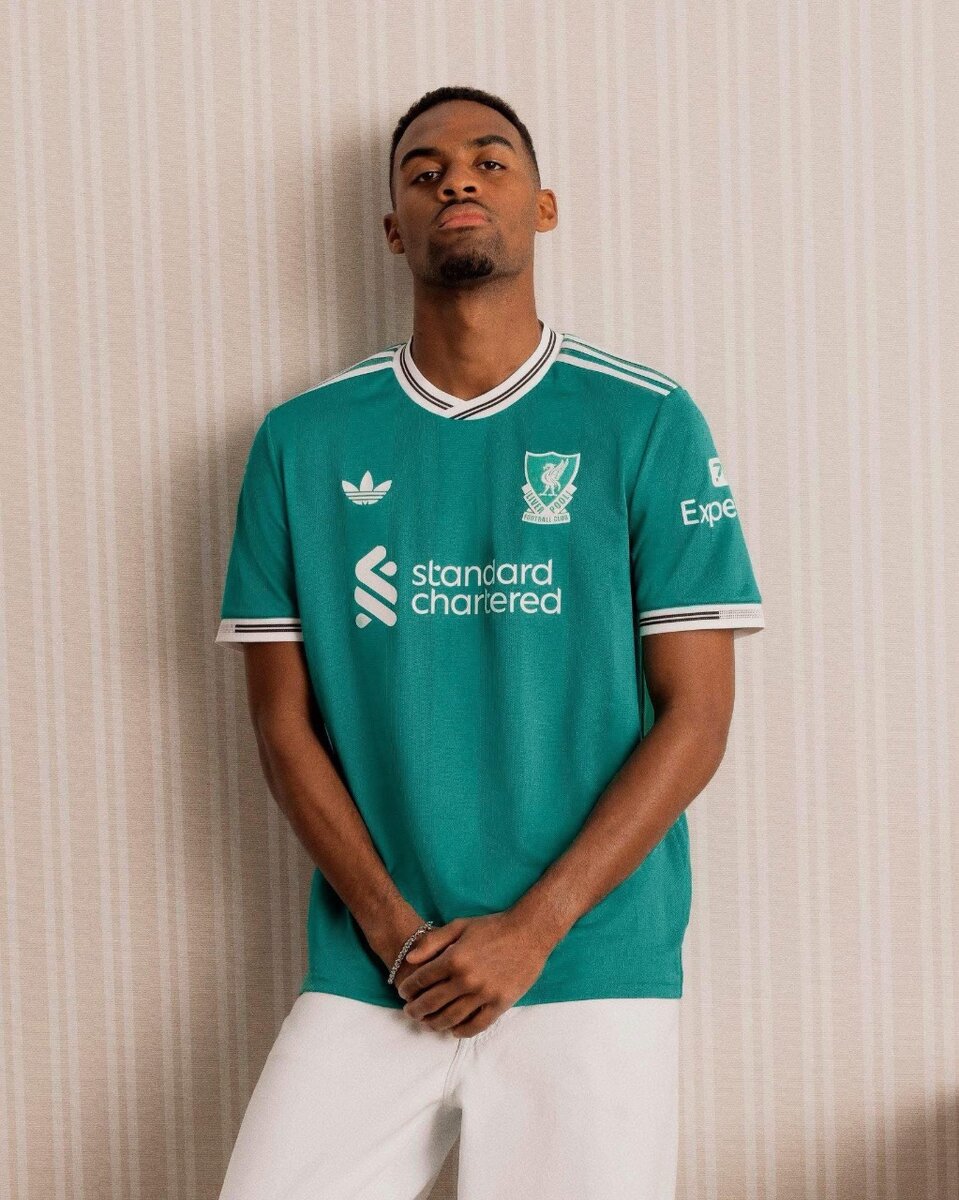 Maillot de Liverpool vert