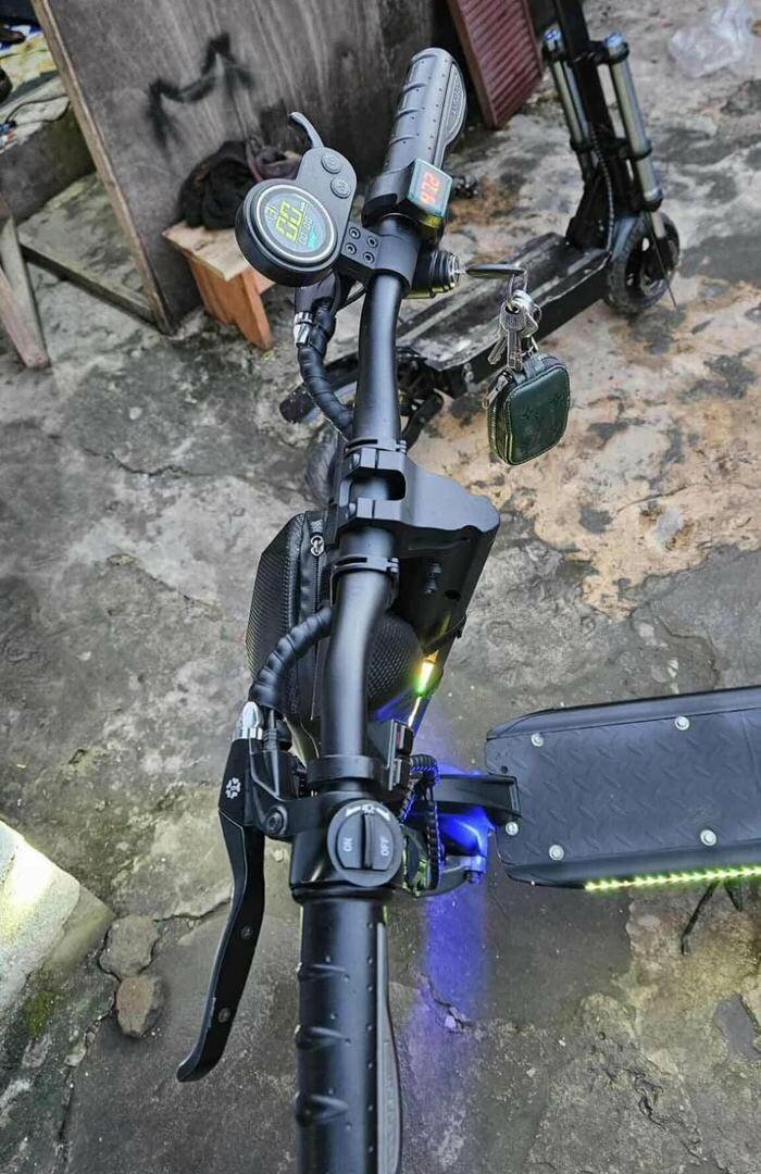 Trottinette Électrique LED Pliable