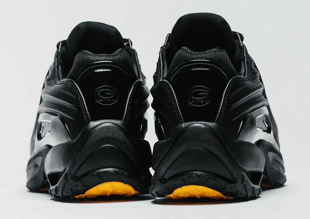 Baskets noires modernes