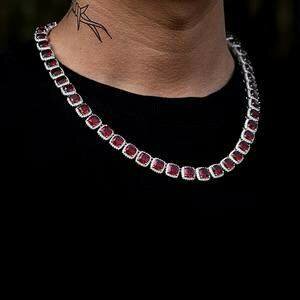 Collier élégant pierres précieuses