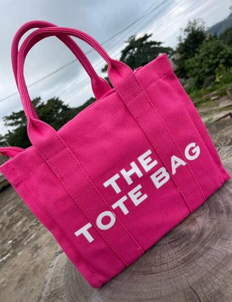 TOTE BAGS