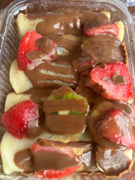 Crêpes aux Fruits et Nuttela