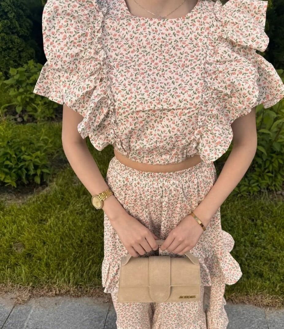 Двойка с юбкой