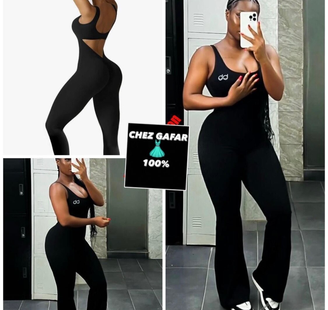 Combinaison élégante noire