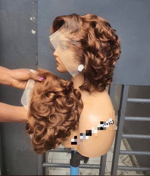 Perruque Ondulée Brune