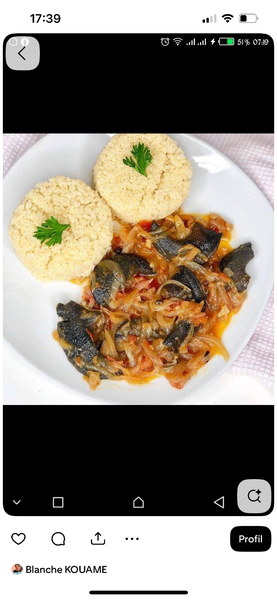 Délicieuse escargots en sauce