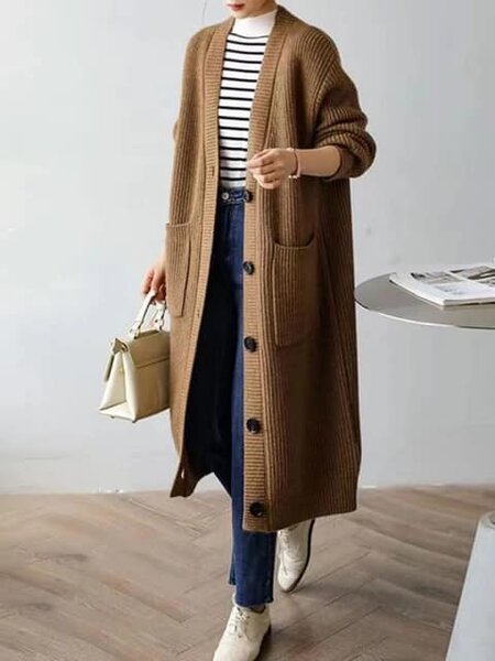 Women's cardigan, buttoned, warm.