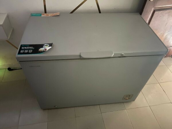 Grande congélateur coffre éco