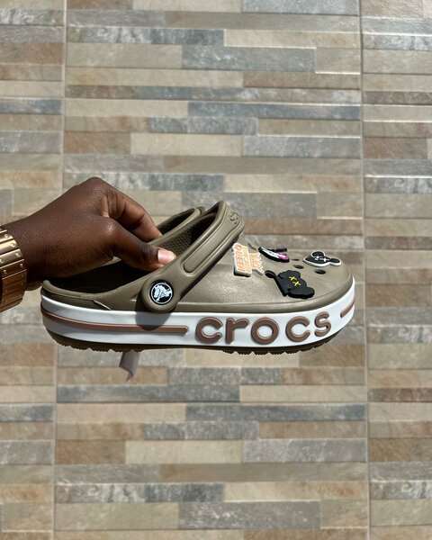 Stylish and comfortable men's crocs