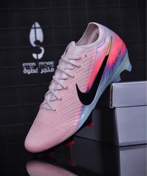 Chaussures de Foot Nike Mercurial