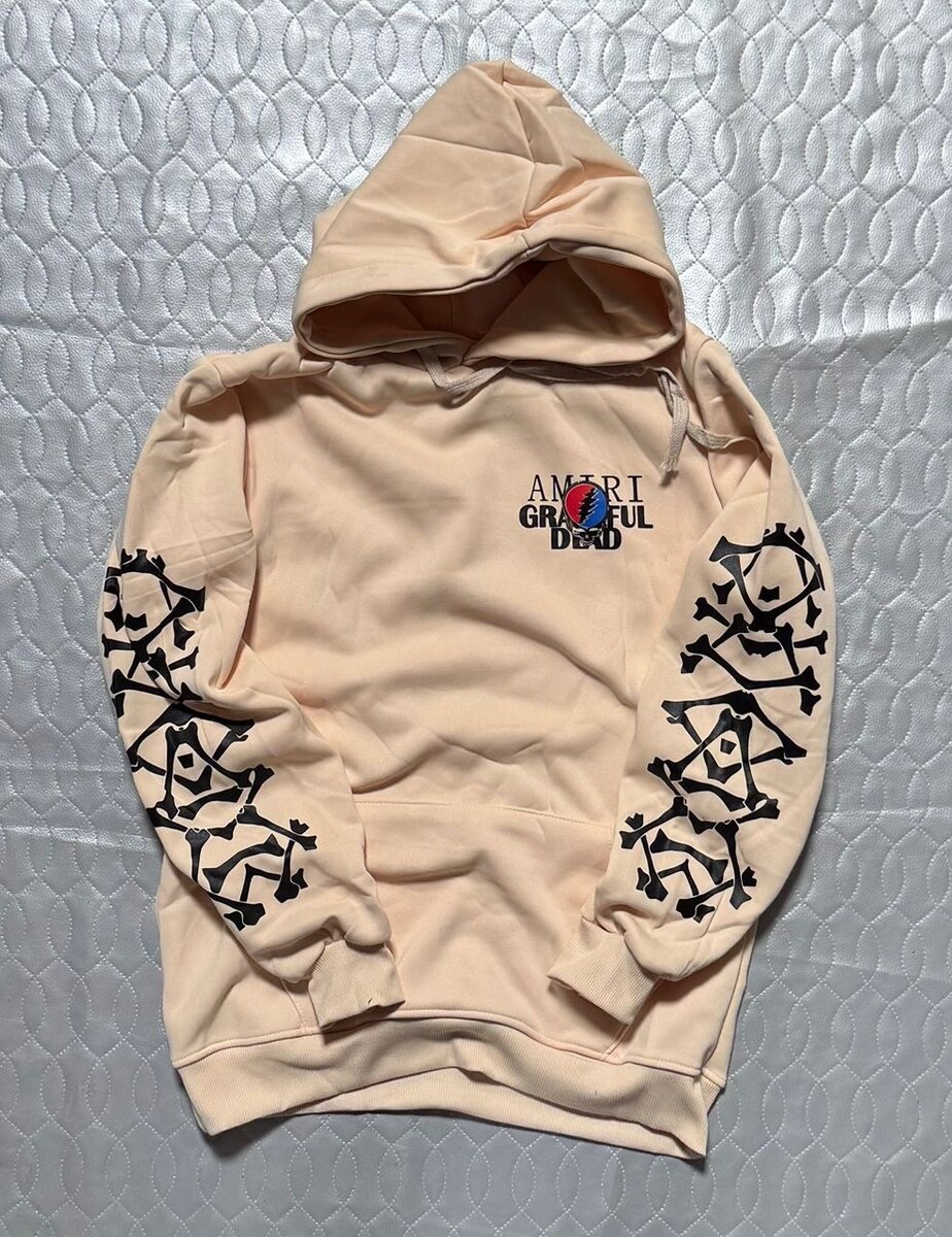 Sweat à capuche tendance