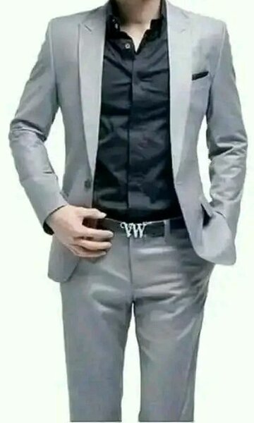 Costume élégant pour homme