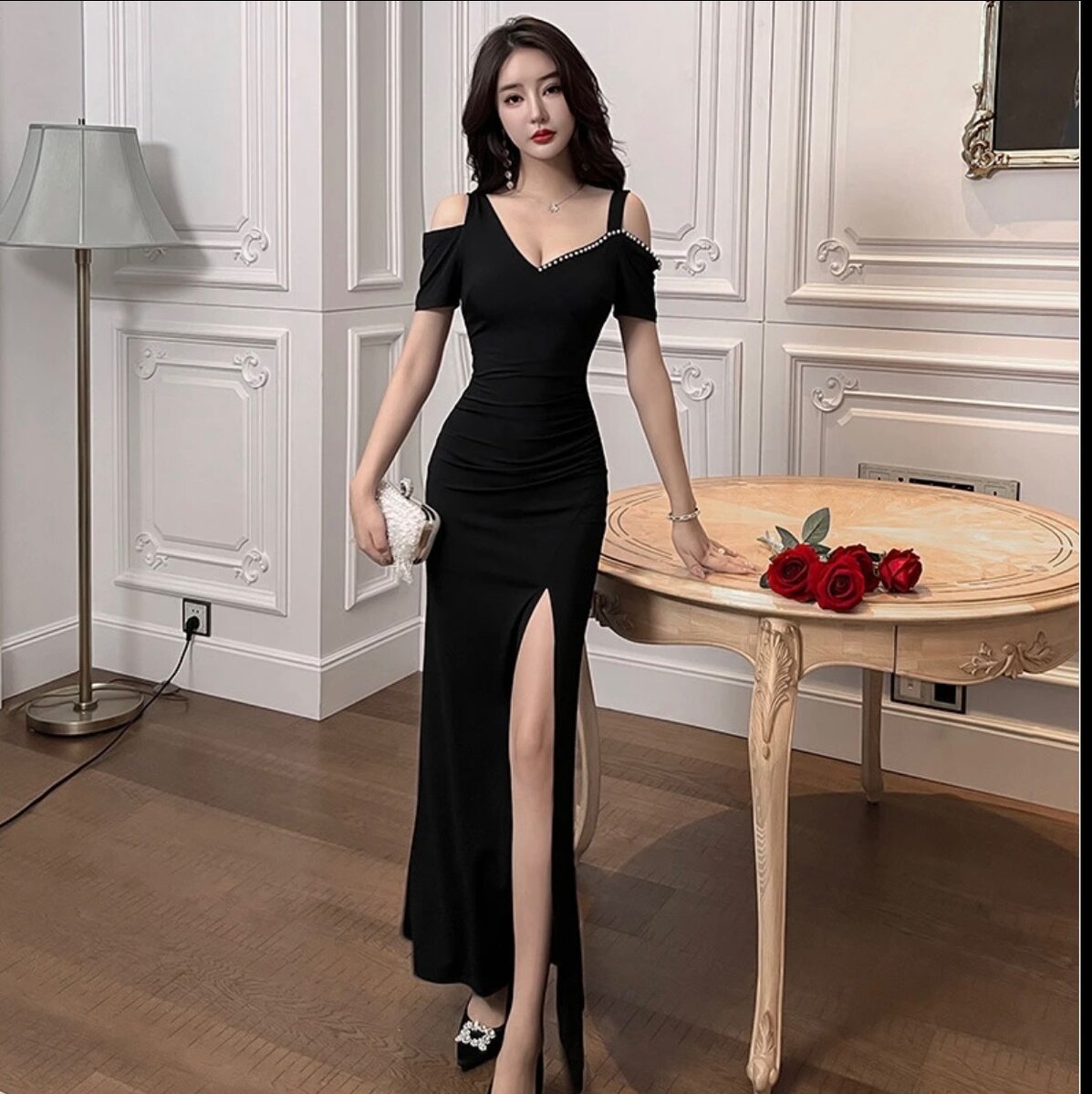 Длинное вечернее платье с разрезом