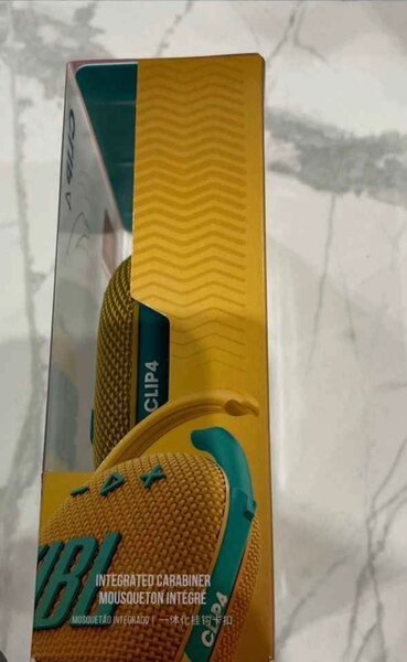Enceinte Bluetooth JBL Clip 4
