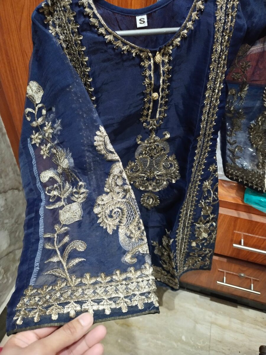 Women dress