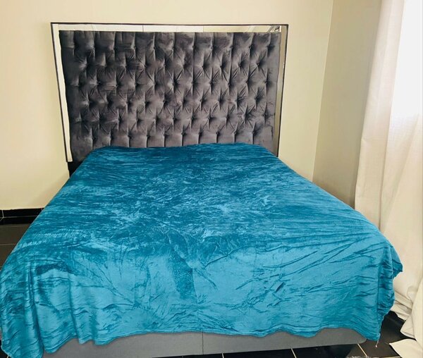 Fleece blankets in various colors available (queen size)