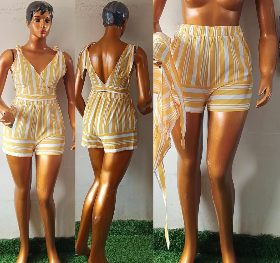 Combinaison rayée estivale