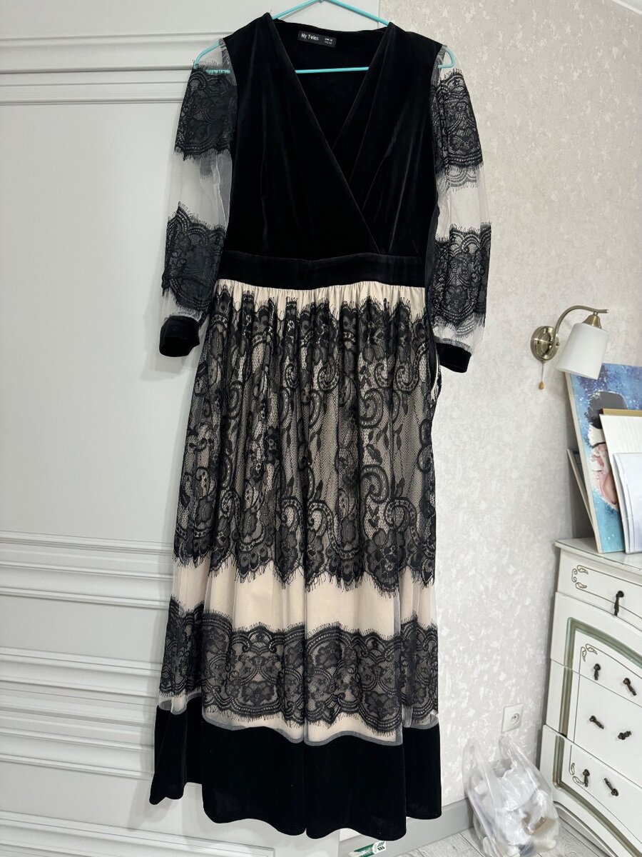 Бархатное платье размер S