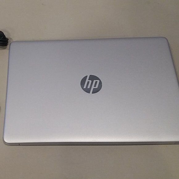 HP laptop. 15.6 INCH 8GB RAM