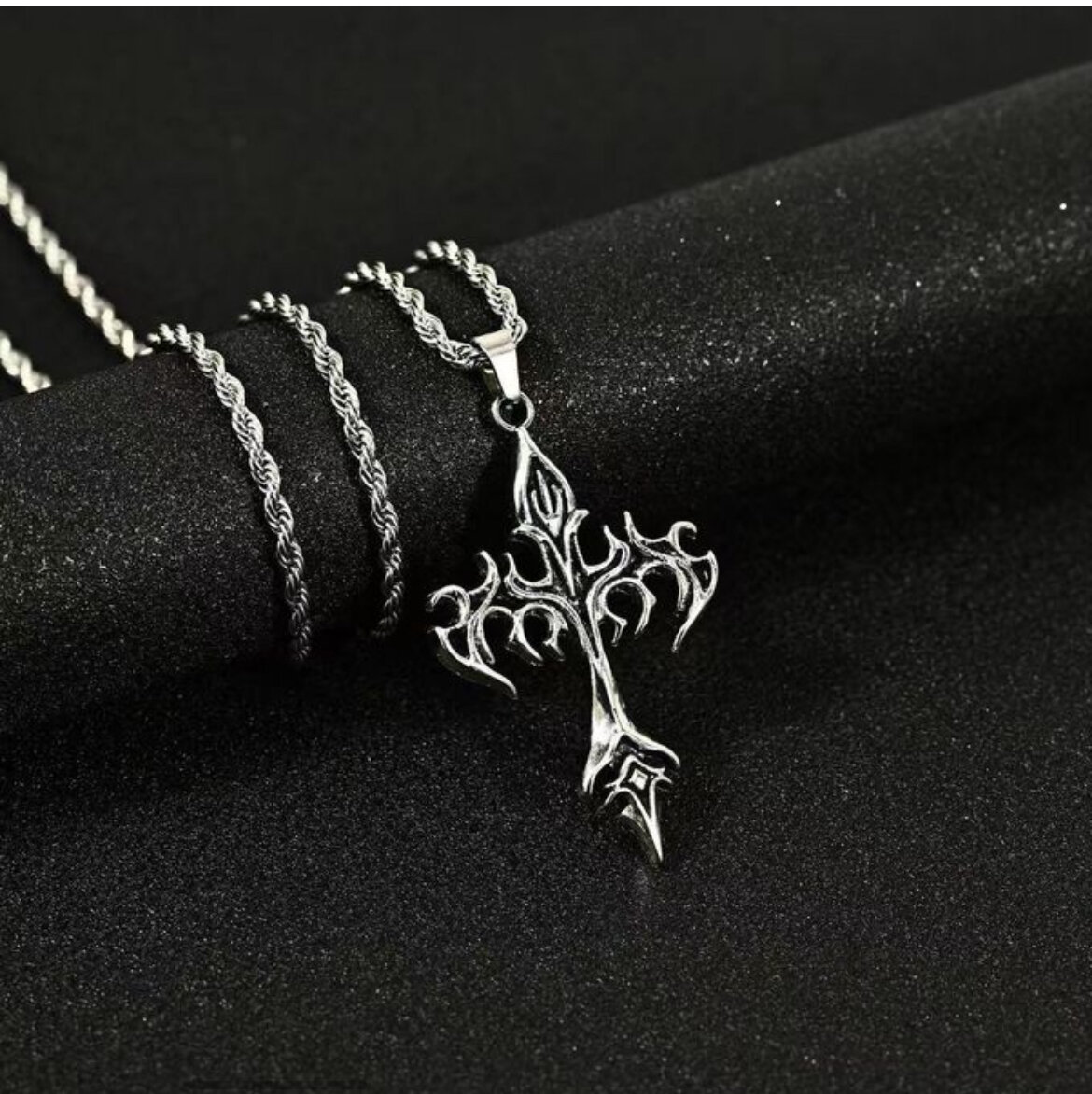 Collier Croix Gothique