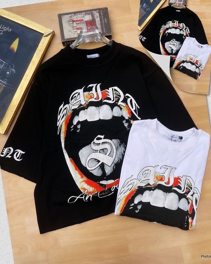 T-shirt top and down