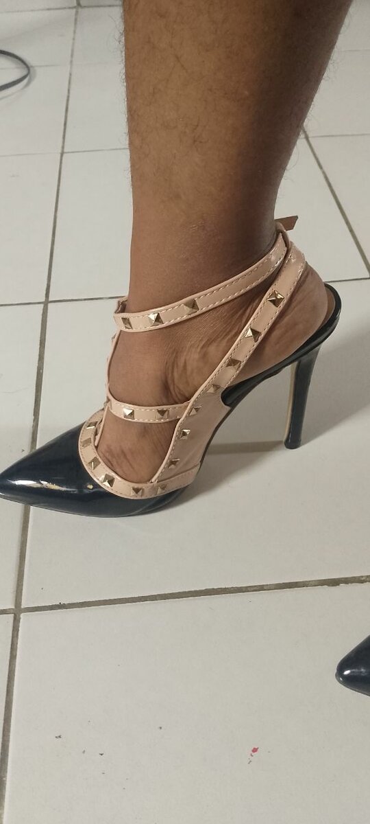 Escarpins à talons hauts