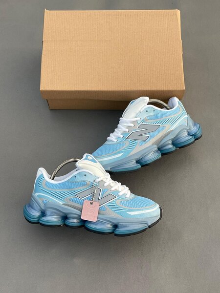 Baskets légères bleues