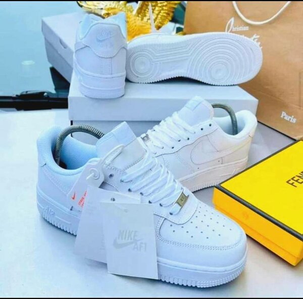 NIKE, AIRFORCE AND TIMBERLAND.