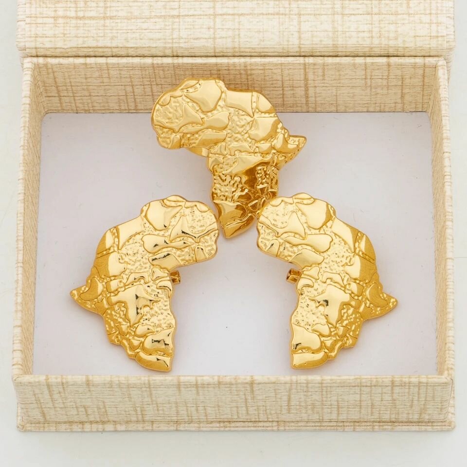 Boucles d'oreilles et bague