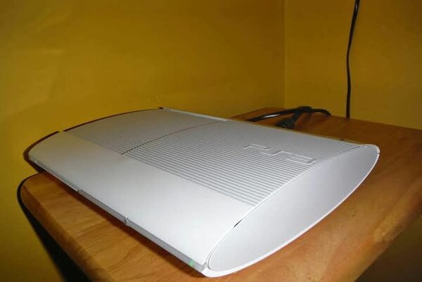 Console Sony PS3 Slim Blanc