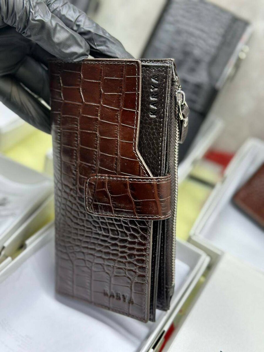 KARYAнат.кожа/мужские/бесплатная д-ка