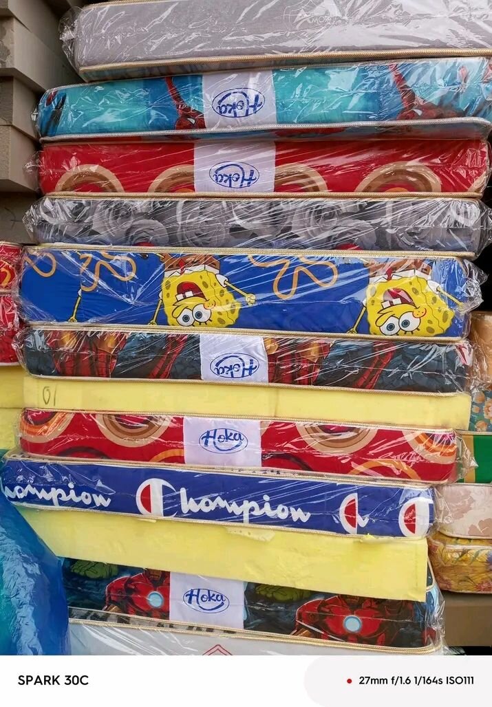 Matelas en mousse coloré pour enfants