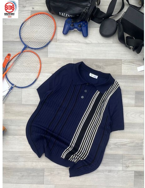 Polo moderne à rayures