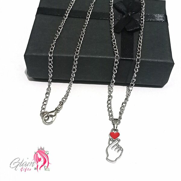Finger Heart Necklace Gift Box