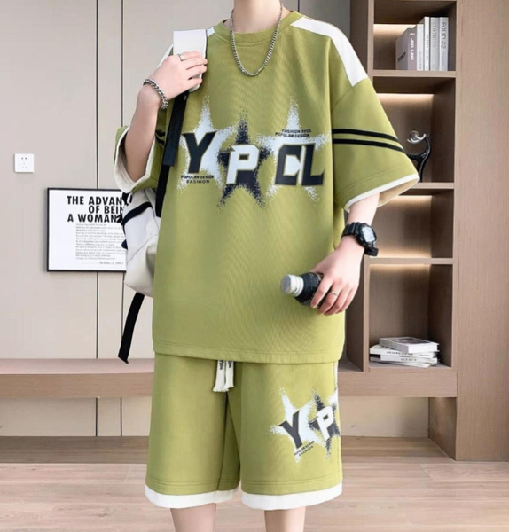 Tenue décontractée moderne