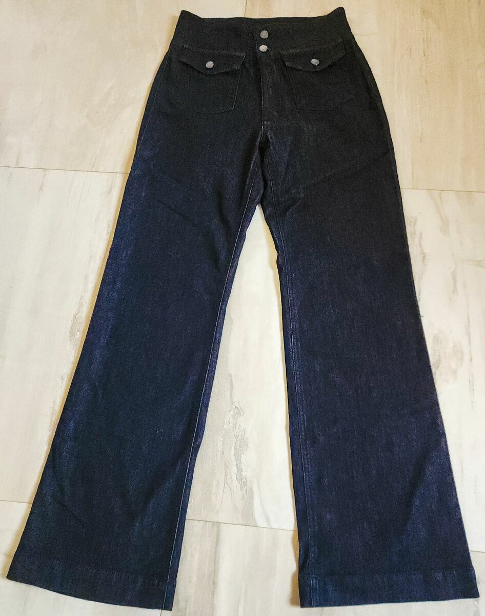 Midiross Denim Flap Pocket Flare Jeans In Dark Blue Color
