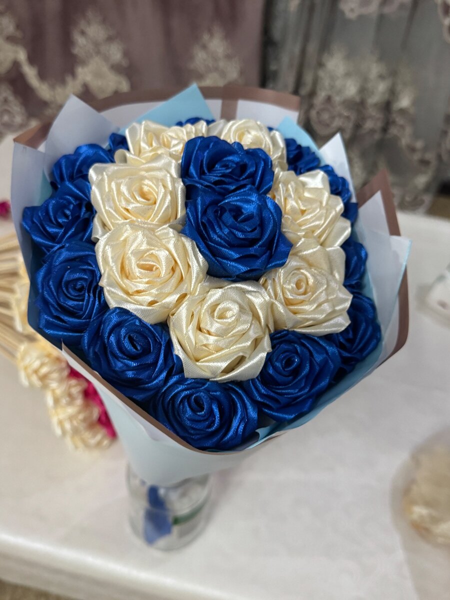 Атласные цветы