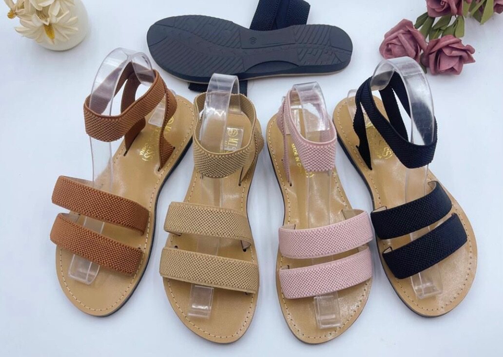 Sandale fermée pour femme