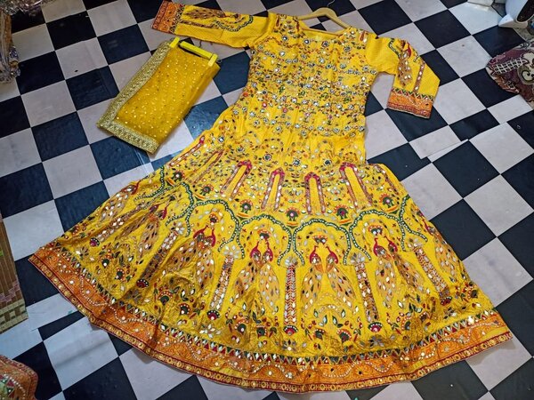 Beautiful peacock maxiy 2pc (10 color option available)