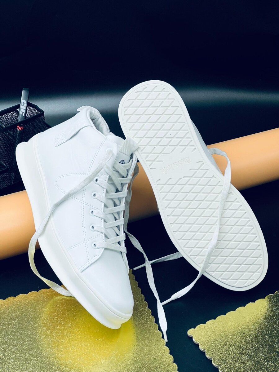 TIMBERLAND ALL WHITE