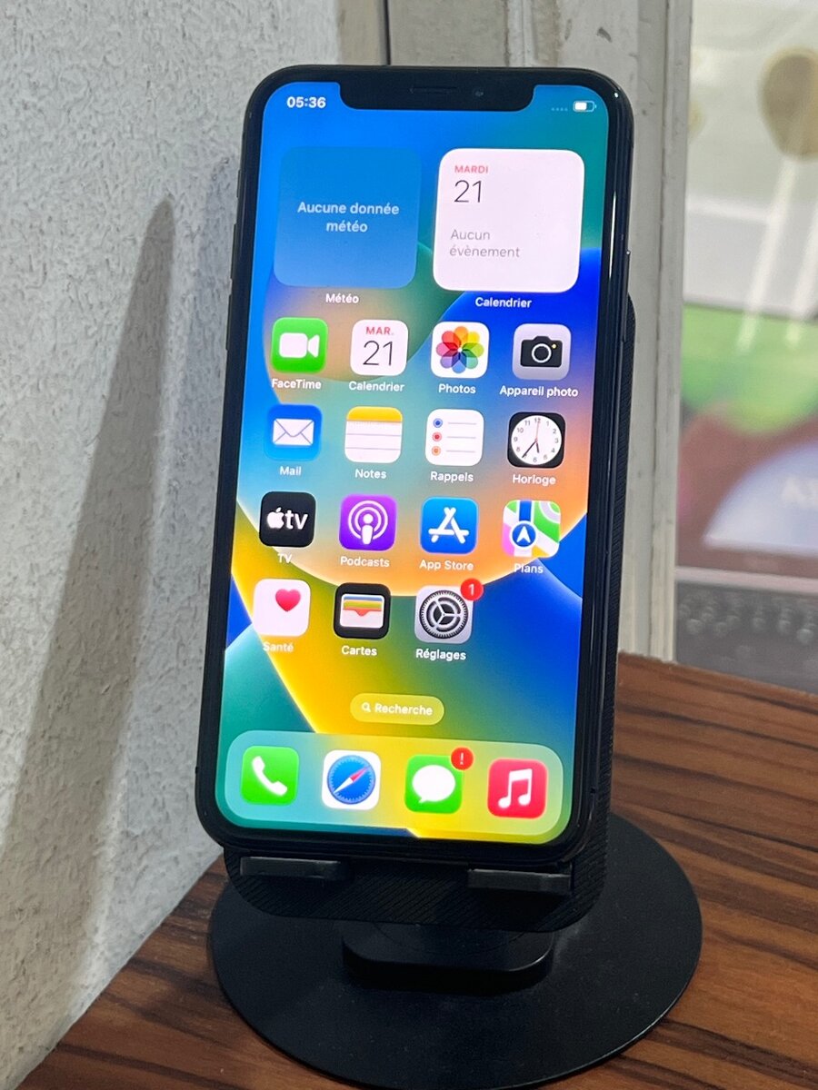 iPhone X 64gb ( vendu avec reçu (