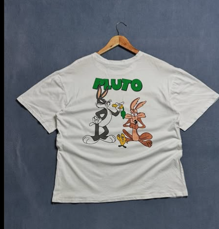 Looney tunes t shirt size: ML