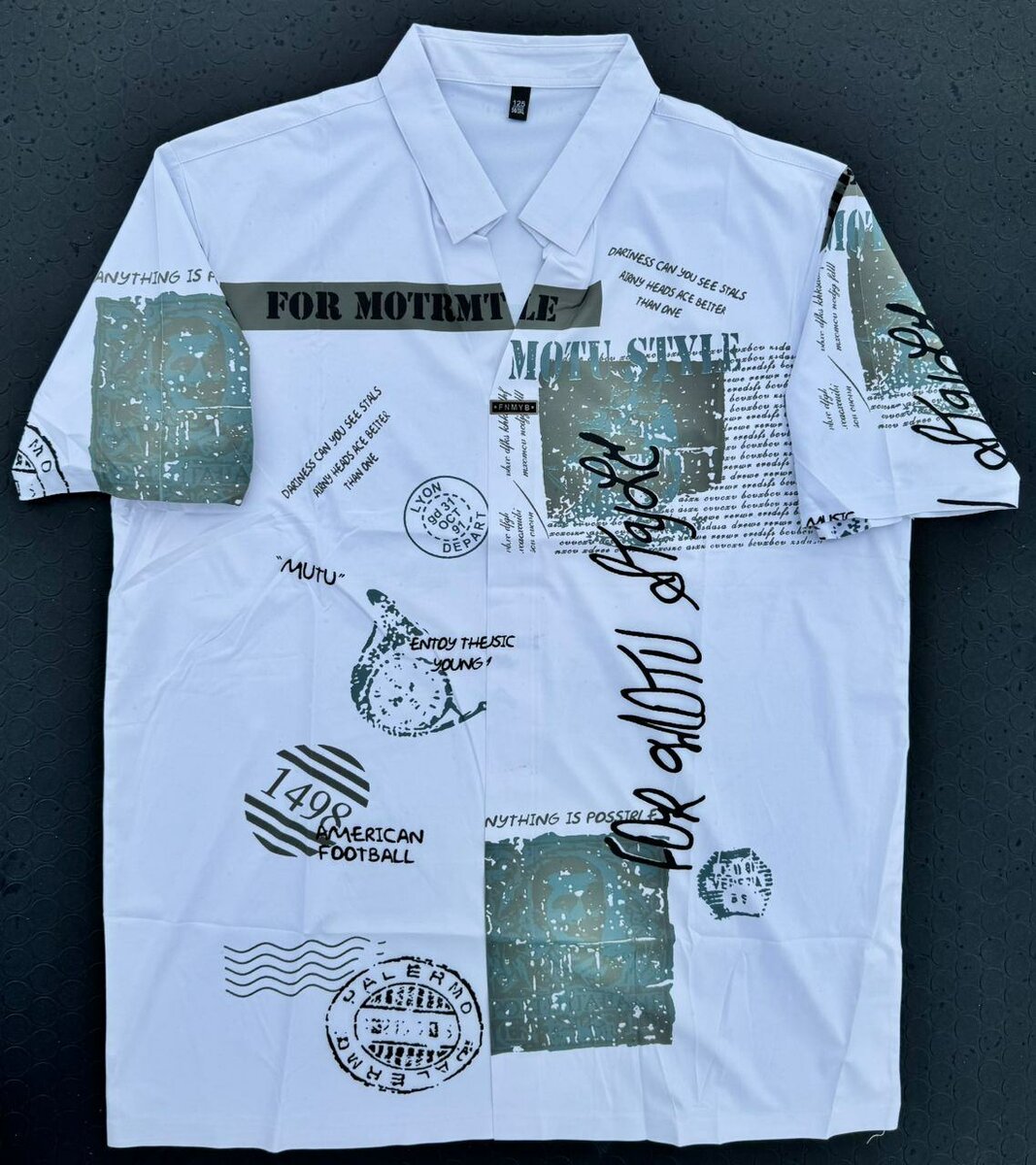 Chemise à motifs graphiques pour homme