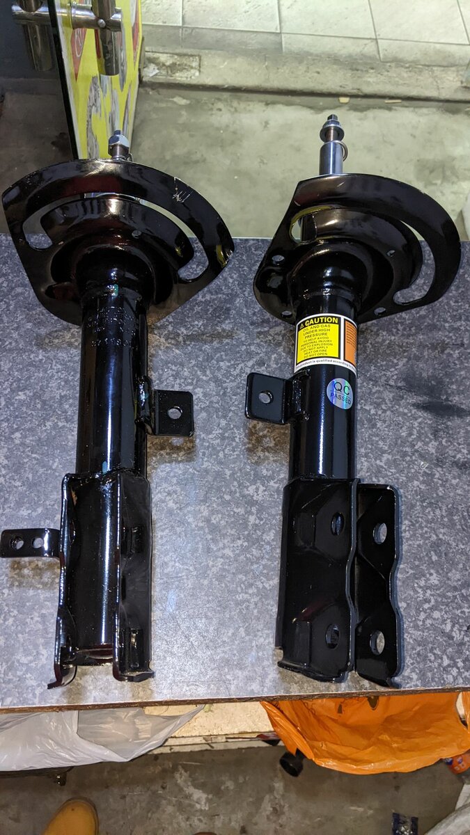 Front Shocks Absobers For Jeep Compass &  Dodge Caliber SXT